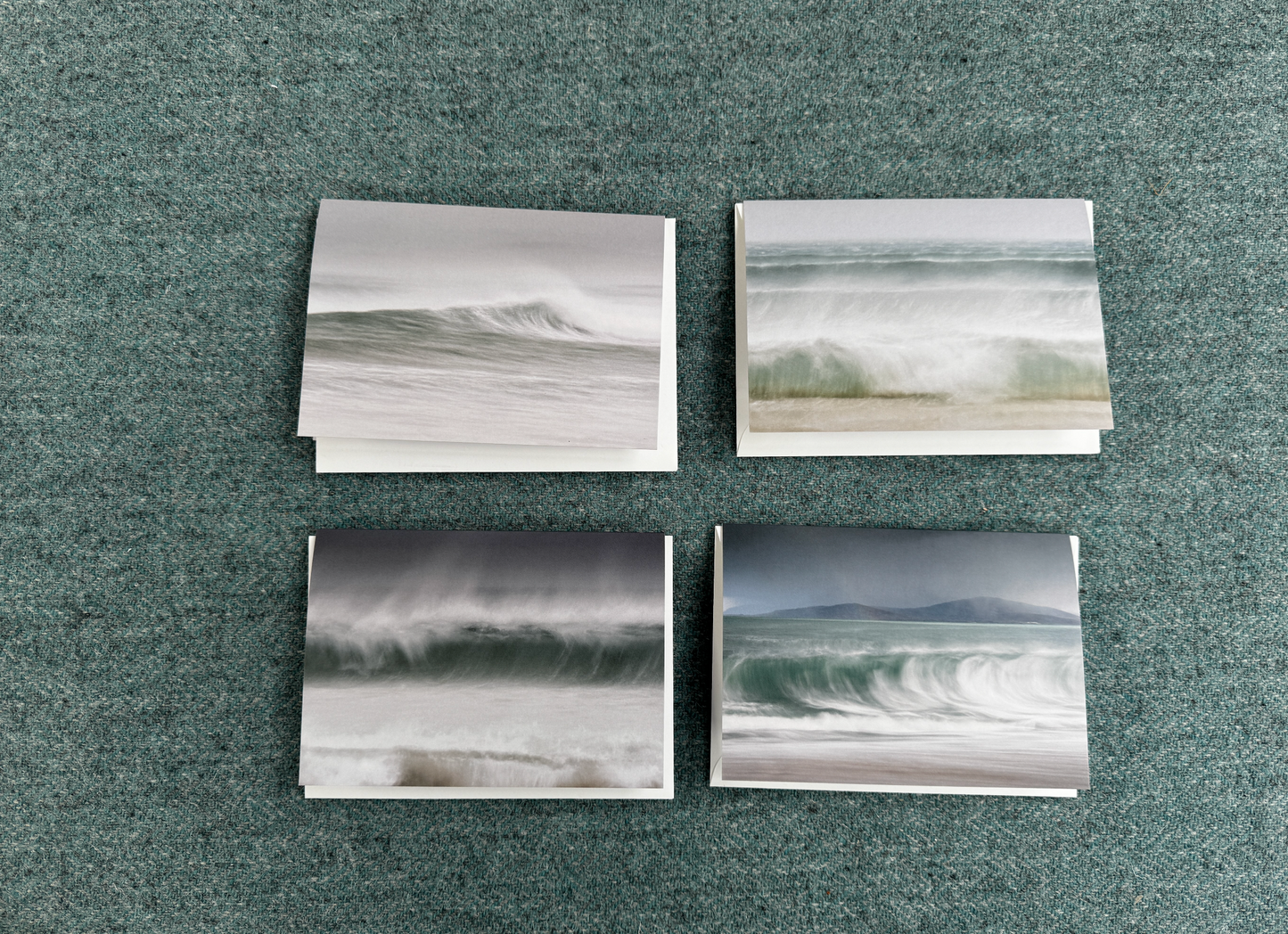 Set of 4 greeting cards - Harris Waves